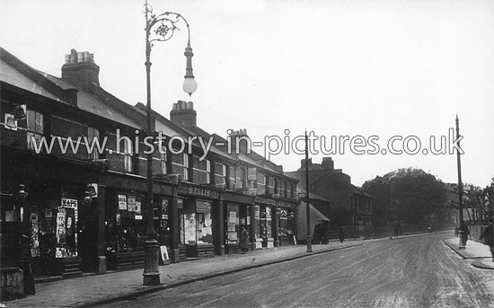 Hoe Street, Walthamstow, London. c.1918.